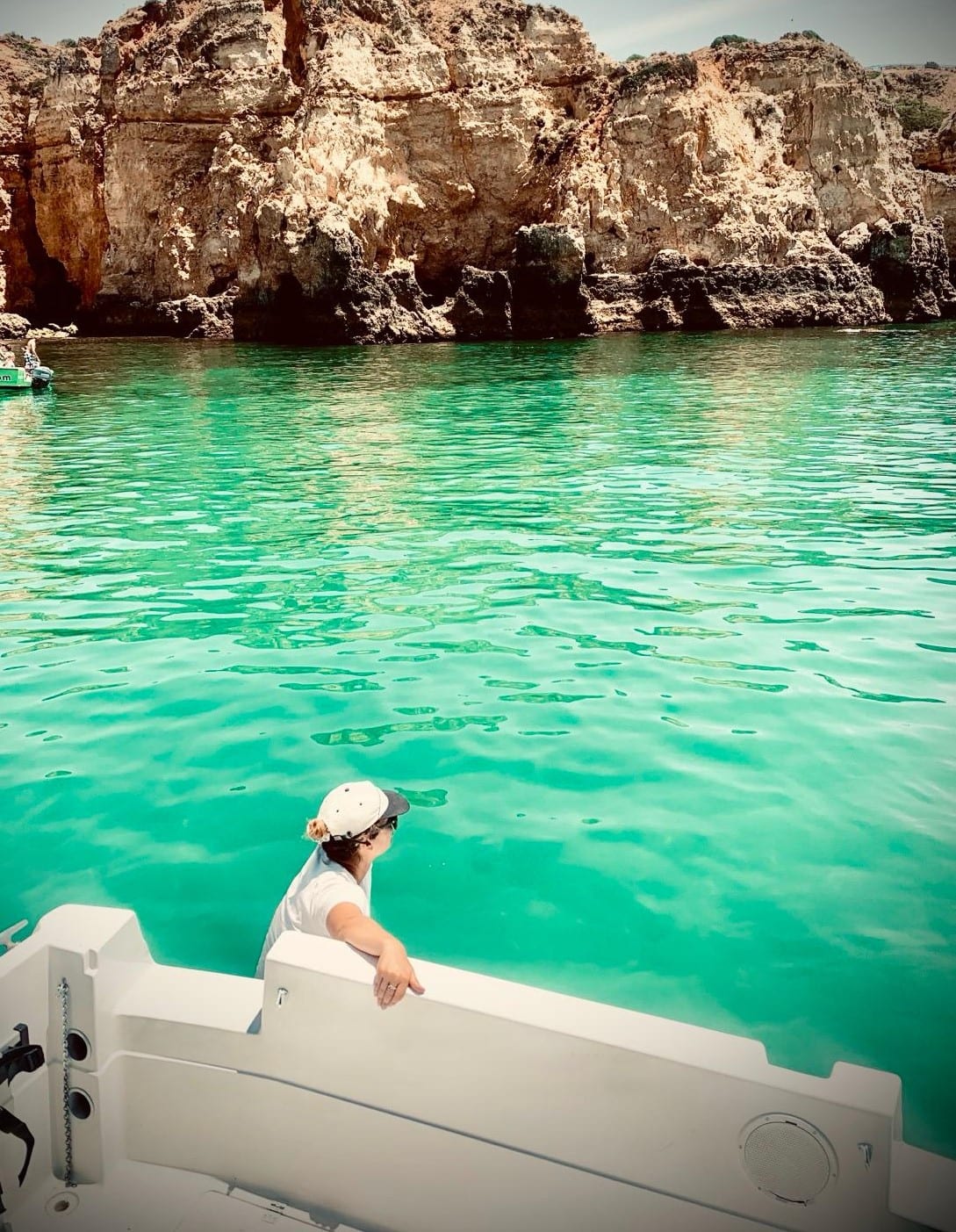 Wild Blue Wonders: Private Scuba Diving Charters in Lagos